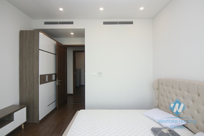 Modern two bedrooms apartment for rent in Sun Grand City Ancora, Luong Yen, Ha Noi